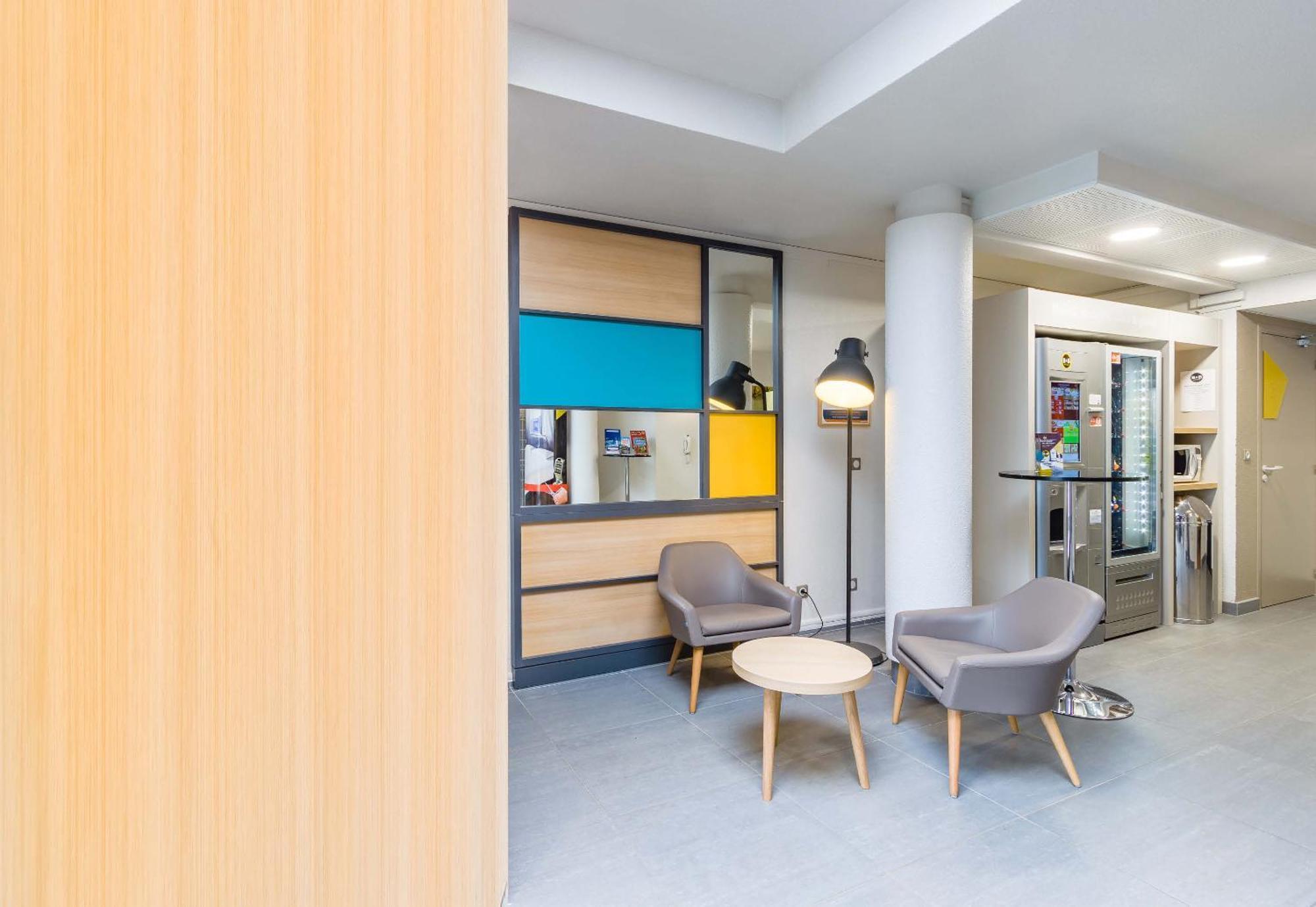 B&B Hotel Tours Nord 2 La Petite Arche Buitenkant foto